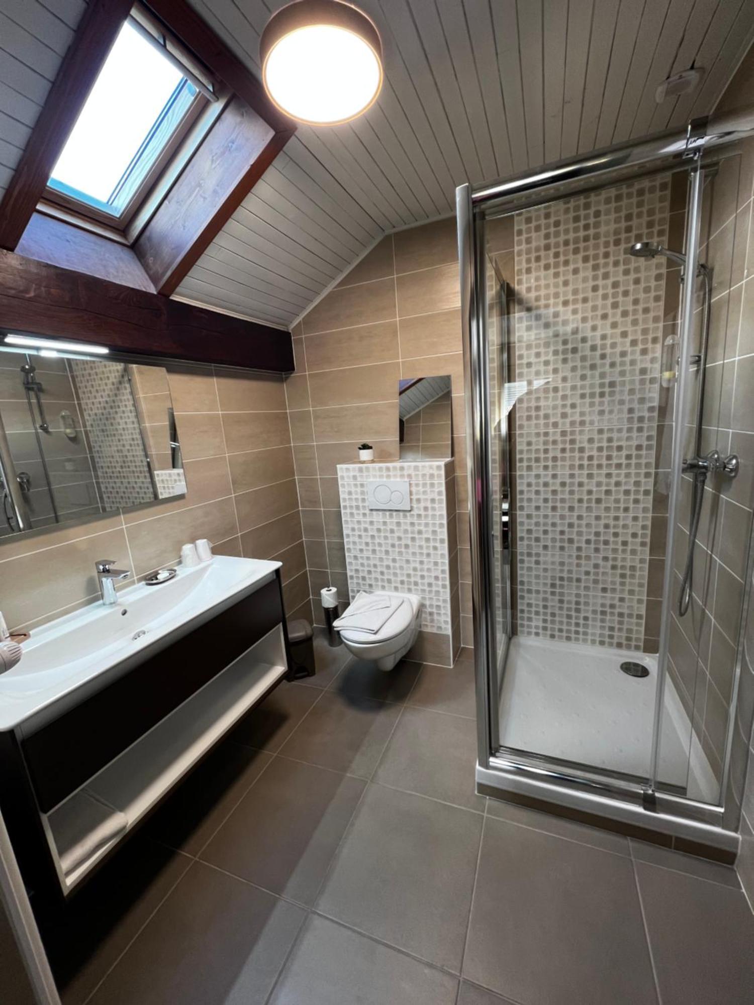 Ségny La Bonne Auberge מראה חיצוני תמונה
